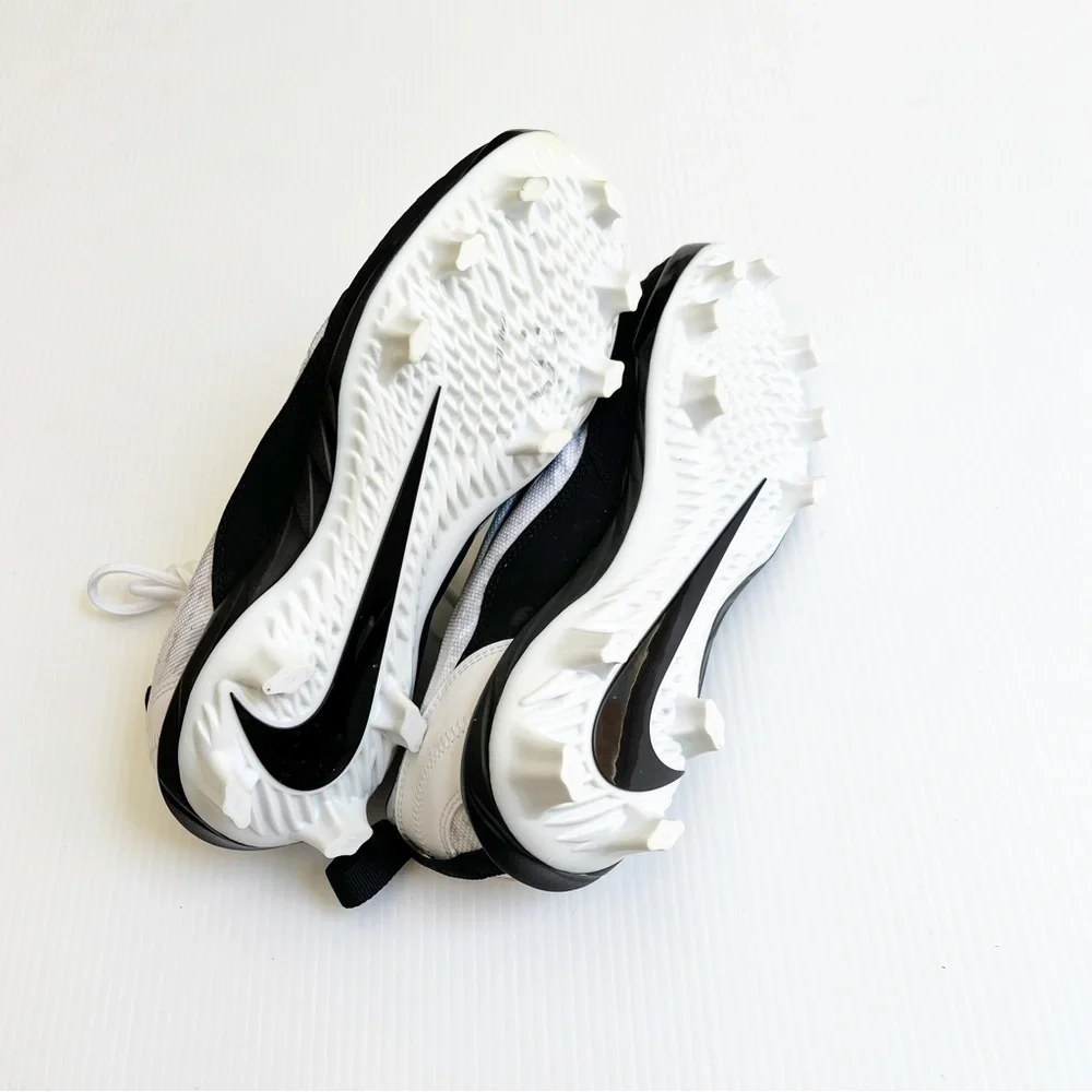 Nike- NEW Women’s Lunar Hyperdiamond 2 Pro Size 10